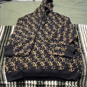 Black&Gold Nike hoodie🧥